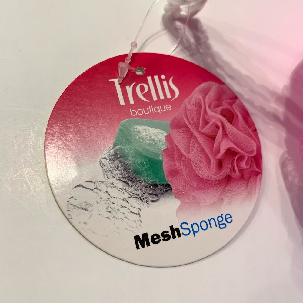 Trellis Pink Mesh Sponge - Picture 2 of 6